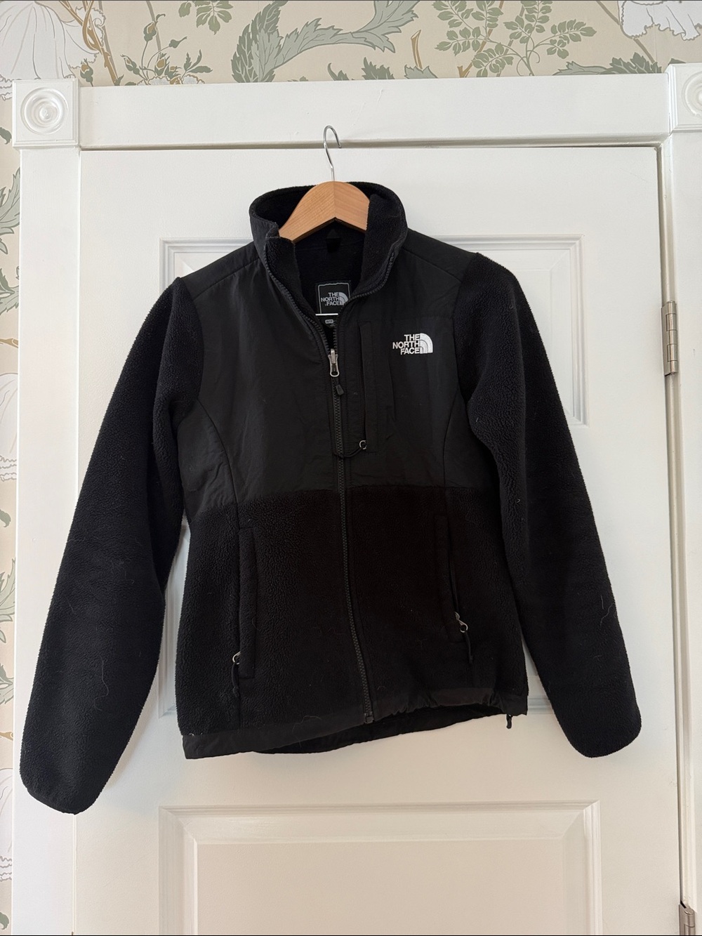 The North Face Black Women's Full-Zip Puffer Fleece Jacket